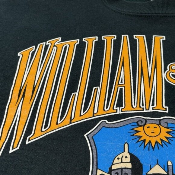 Vintage William & Mary Green Sweatshirt Size M Galt Sand USA Rare 90s Crewneck - Picture 16 of 16